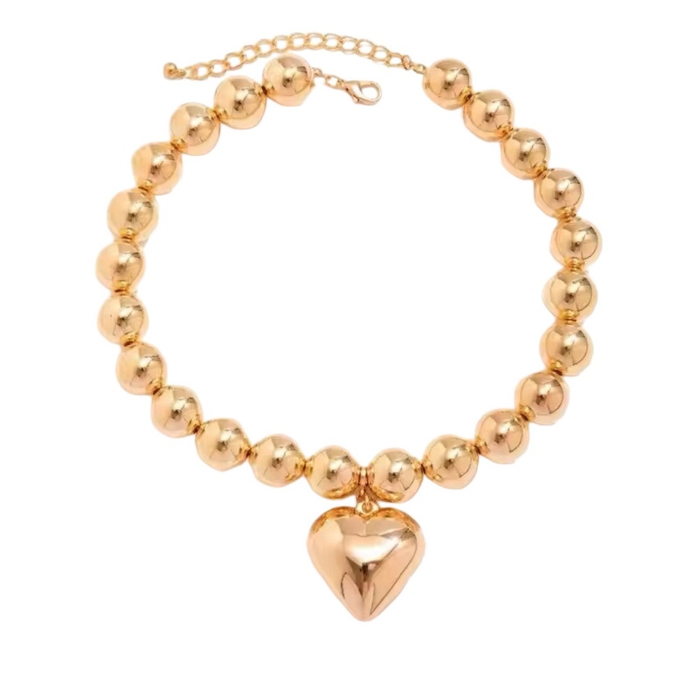 Gorgeous Gold Heart Charm Beaded Necklace – Trendy Statement Piece NWT!